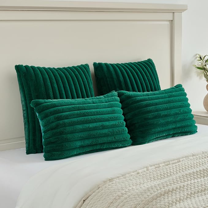 FUTEI Pack of 2 Faux Fur Throw Pillow Covers 22x22 Inch, Emerald Green | Fluffy Faux Rabbit Fur Front/Premium Velvet Back,Hidden Zipper,Machine Washable,Non-Shedding,Colorfast,Insert Not Included.