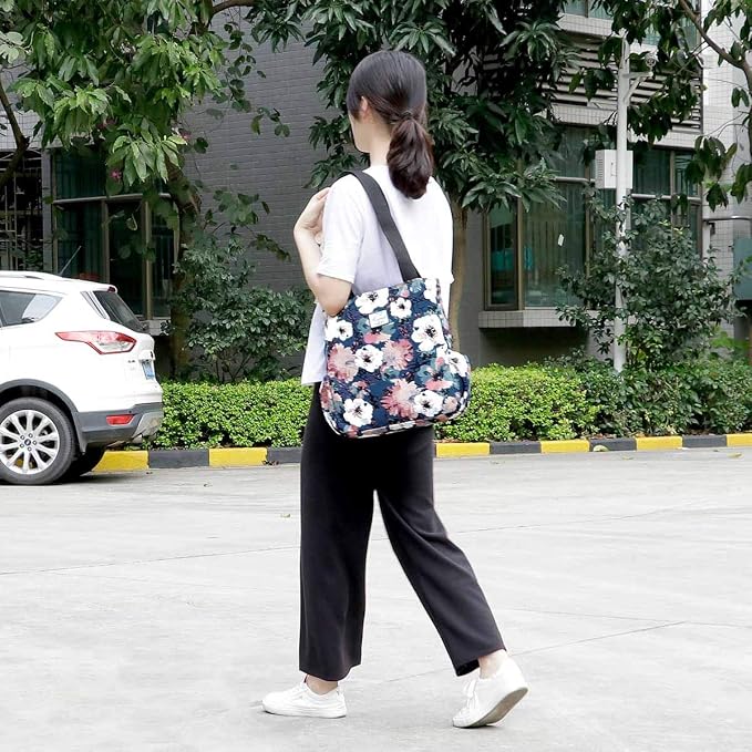 KAMO Floral Tote Bag - Waterproof Lightweight Handbags Travel Shoulder Bag for Hiking Yoga Gym Swimming Travel Beach