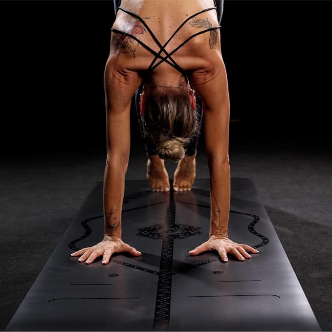 Liforme Printed Yoga Mat Collection - Free Yoga Bag Included - Patented Alignment System, Warrior-like Grip, Non-Slip, Eco-friendly, Sweat-resistant, Long, Wide and Thick for Comfort