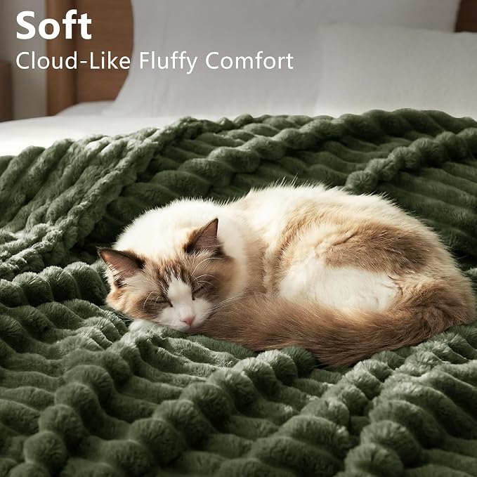 HIMEET Olive Green Throw XL Blanket, 300GSM Ribbed Fleece, 50 x 70 Inches | Ultra Soft Flannel, All-Season Lightweight Warmth, Extra Coverage for Couch Lounging, Home Room Decor, Machine Washable