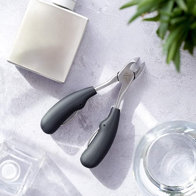 Toenail Clippers for Thick Toenails – KLIPP 15 mm Wide Jaw Thick Fingernail and Toenail Cutter with Curved Stainless-Steel Blades for Seniors (Eagle Beak)