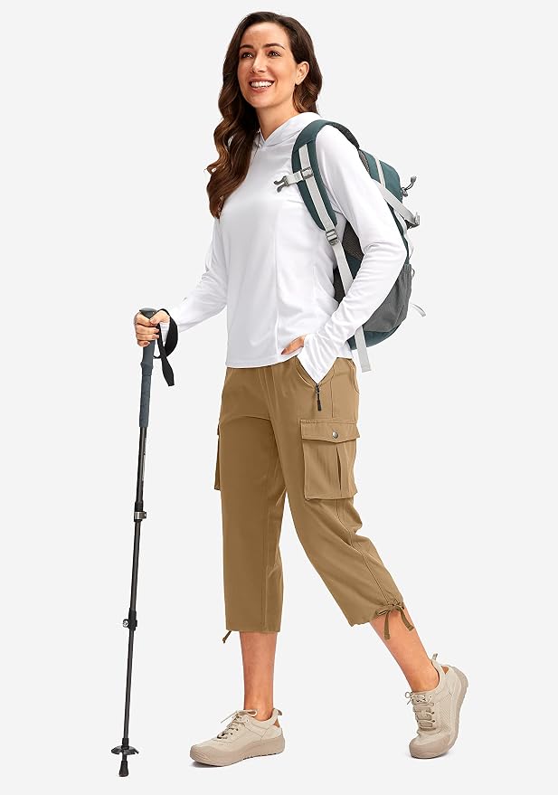 Soothfeel Women's Cargo Capris Pants with 6 Pockets Lightweight Quick Dry Travel Hiking Summer Pants for Women Casual