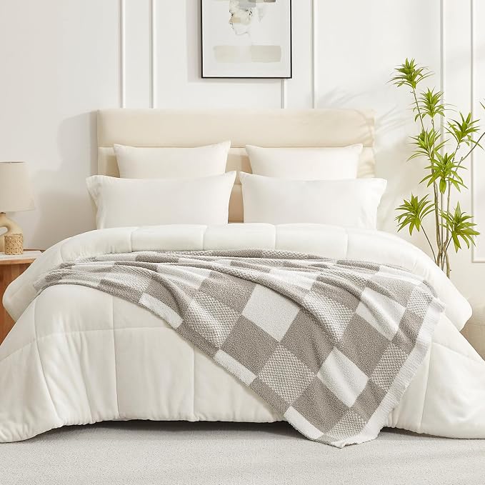 Snuggle Sac Checkered Blanket, Grey Throw Blanket for Couch Checker Microfiber Fluffy Warm Fuzzy Cozy Soft Throw Blanket Reversible Checkered Blankets for Sofa, Chair, Bed, 60x80 inches
