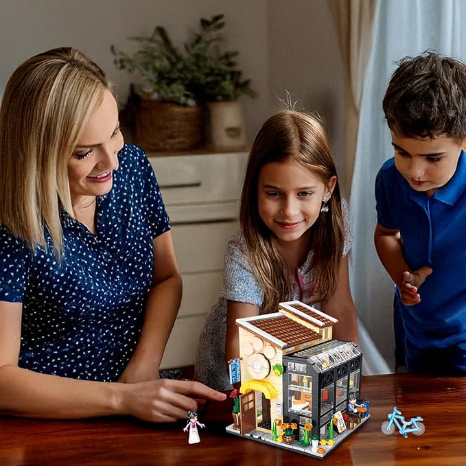 FANTASY&Co. Pet Bookstore Building Blocks Set - 640PCS, Creative Playset for Kids 6+, STEM Educational Toy, Compatible with Lego