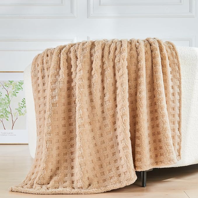 NEWCOSPLAY 3D Waffle Checkered Flannel Queen Blanket, Brown, 90"x90" | Super Soft Cute Lightweight Decorative Premium Silky Fleece Blanket for Couch Sofa Bed, Gift for Women Men, All Season Use