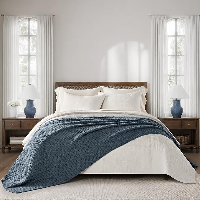 EVERGRACEHOME Chunky Chenille Knit Throw Blanket, 90 x 90, Stormy Blue | Sculpted Moss Stitch, Chic Modern Farmhouse, All-Season Warmth, OEKO-TEX® Certified, Oversized Queen for Couch, Bed, Sofa