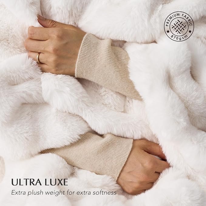 Faux Rabbit Fur Bubble Throw Blanket, 50"x60", Ivory White | Ultra Soft, Luxury Faux Rabbit Fur Throw, Thick Warm Bubble Blanket, Cozy Fluffy Reversible, for Bed, Couch, Chair, Sofa