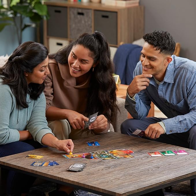 Hasbro Gaming Clue Board Game Robbery at The Museum, Escape Room Game, Murder Mystery Games, 1-6 Players, 10+ (Amazon Exclusive)