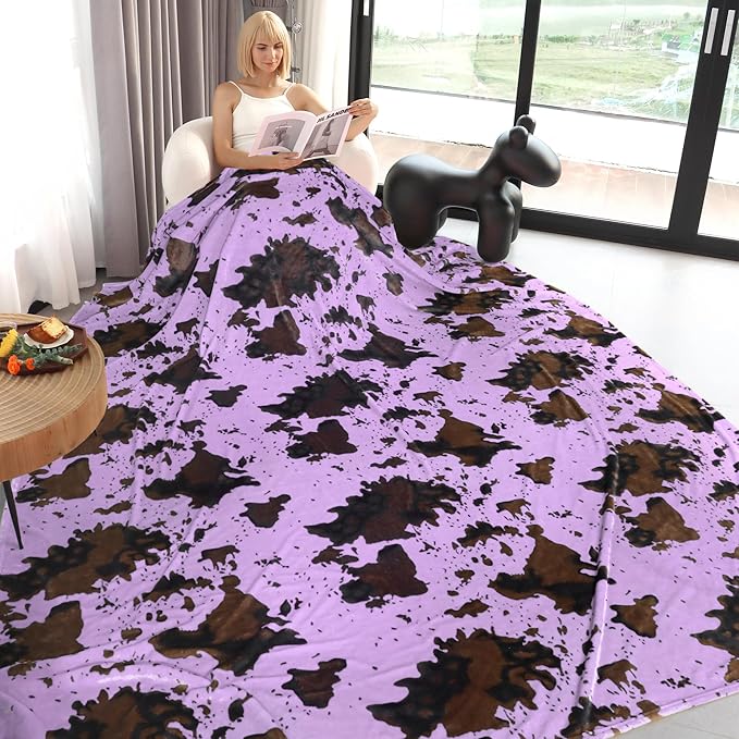 Fleece Bed Blankets Queen Size Purple Soft Lightweight Fuzzy Cozy Queen Blanket Lavender Women Plush Decorative for Bedroom All Seasons