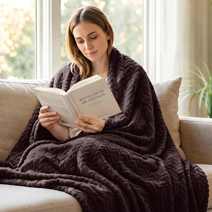 Exclusivo Mezcla Fleece Throw Blanket for Couch Sofa, 50”x70”, Coffee | Oversized Soft Cozy Fluffy Blankets for Summer, Decorative Plush Flannel Throws for Living room, Bedroom with Leaves Pattern