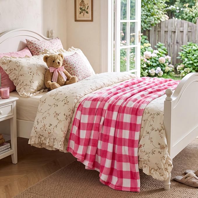 BEDELITE Plaid Fleece Throw Blanket, Pink & White Buffalo 60x80 Inches | 100% Polyester Microfibe, Soft Cozy, Lightweight Warm, Classic Buffalo Plaid, Room Decor, Gift for Women Girls, for Couch Bed