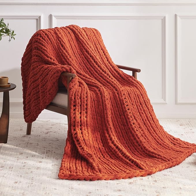 Negwoo Chunky Knit Throw Blanket, Knitted Throw Chenille Yarn, 40"*50" | Soft Thick Cable Knitted Blankets, Handmade Big Thick Blanket, Machine Washable Cute Comfy Blanket for Home Decor, Orange