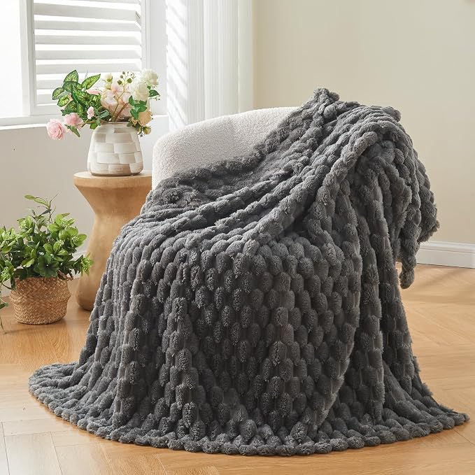 NEWCOSPLAY Fleece Clouds Cozy Queen Blanket for Couch, Grey, 90"x90" | Premium Silky Flannel Blanket, Soft Lightweight Fluffy Throw Blanket for Bed Sofa Decor, Gift for All Season Use