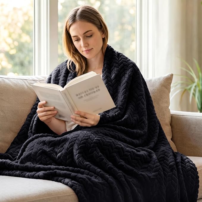 Exclusivo Mezcla Fleece Throw Blanket for Couch Sofa, 50”x70”, Black | Oversized Soft Cozy Fluffy Blankets for Summer, Decorative Plush Flannel Throws for Living room, Bedroom with Leaves Pattern