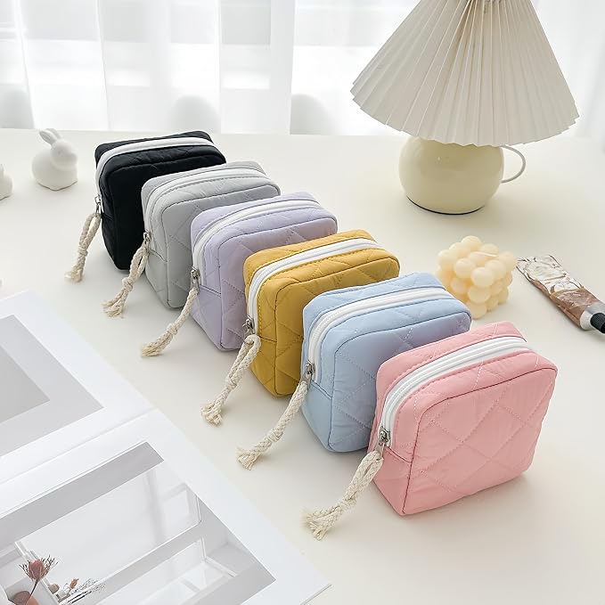 Small Makeup Bag | Discreet Period Bag Pad Pouch for Purse| Sanitary Napkin Storage & Tampon Holder for Travel (Quilted light pink)
