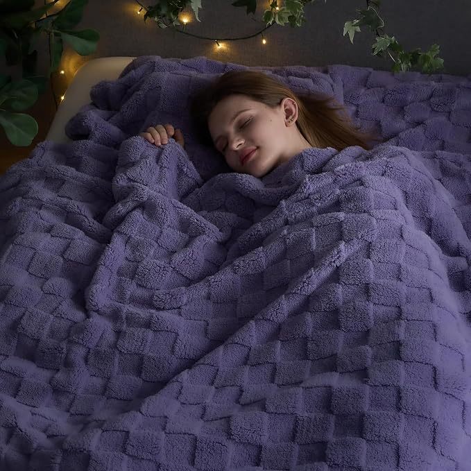 NEWCOSPLAY 3D Checkered Flannel Queen Blanket, Lavender Checkered, 90"x90" | Super Soft Cute Lightweight Decorative Premium Silky Fleece Blanket for Couch Sofa Bed, Gift for Women Men, All Season Use