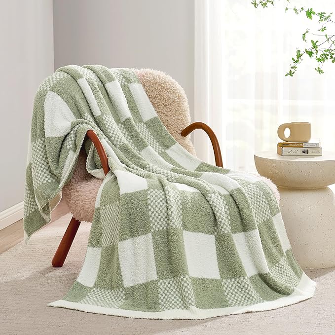 Snuggle Sac Checkered Blanket, Sage Green Throw Blanket for Couch Checker Microfiber Warm Fuzzy Cozy Soft Oversized Throw XL Reversible Checkered Blankets for Sofa, Chair, Bed, 50x70 inches