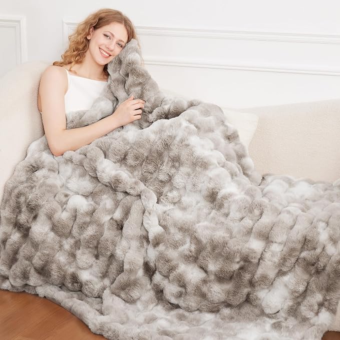 Comelady Soft Fluffy Faux Fur Throw Blanket 60"x80", Bubble Plush Texture | Tie-dye Brown Thick Fuzzy Blanket, No-Shedding, Aesthetic & Cozy for Couch Bed Room Decor, Warm Gift for Women Men