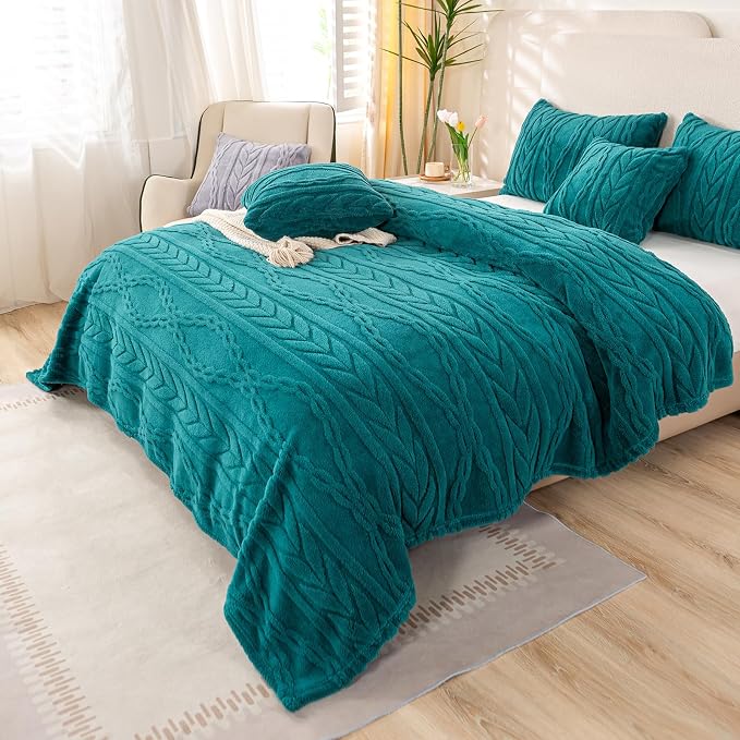 YUSOKI Sherpa Fleece Queen Size Blanket, Teal, 90"x90" | 3D Stylish Design,320GSM, Non-Shedding, Lightweight for All Season Use, stays fluffy after repeated washes, Perfect Gifts