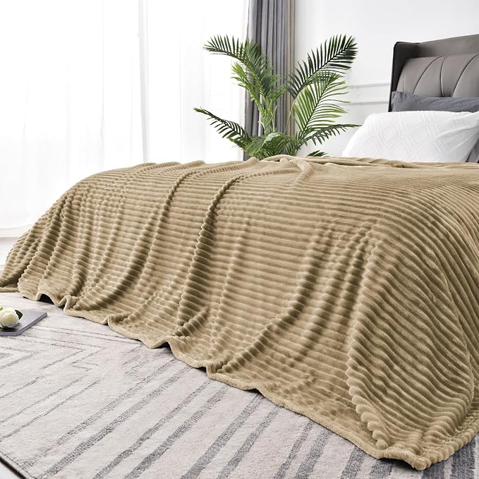 BEDELITE 3D Ribbed Jacquard Brown King Size Blankets for Bed, 108x90 Inch | Soft Warm Decorative Fluffy Blanket, Cozy Fuzzy Lightweight Plush Fleece Throw Blankets for Bed, Room Decor, Gift for Women