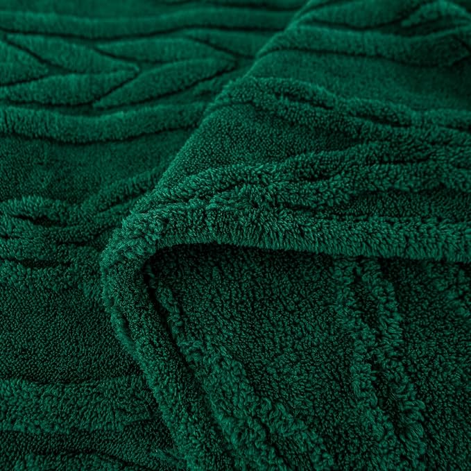 YUSOKI Sherpa Fleece Twin XL Size Blanket, Forest Green, 65"x90" | 3D Stylish Design,320GSM, Non-Shedding, Lightweight for All Season Use, stays fluffy after repeated washes, Perfect Gifts
