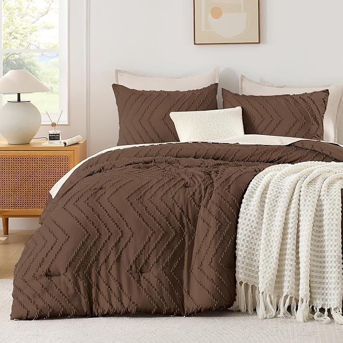 Andency Brown Comforter Set Queen Size, Boho Soft Warm Tufted Bedding Comforter Sets for Queen Size Bed, 3 Pieces Aesthetic Chevron Farmhouse Cute Bohemian Textured Bed Set
