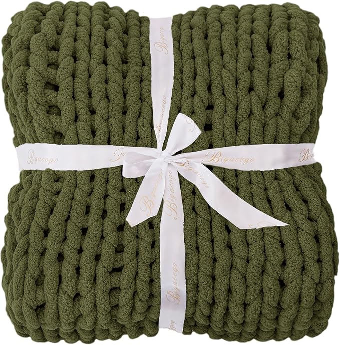 Bigacogo Chunky Knit Throw Blanket for Couch, 40x40 inches, Yellow Green | Hand Knit with Jumbo Chenille, Soft Breathable Cable Knit for Sofa Bed Living Room, Machine Washable, Gift for Mom Friend
