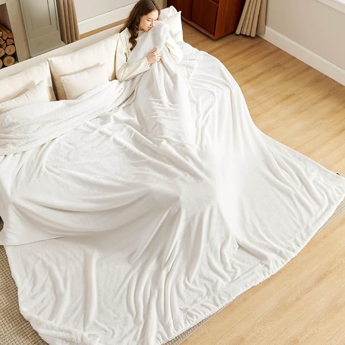 Bedsure GentleSoft Sherpa Fleece Cal King Blankets for Bed, Non-Heated, Thick and Warm Oversized Throw for Women and Men, Soft Fuzzy Plush Large Blanket for Winter, White, 112x98 Inches