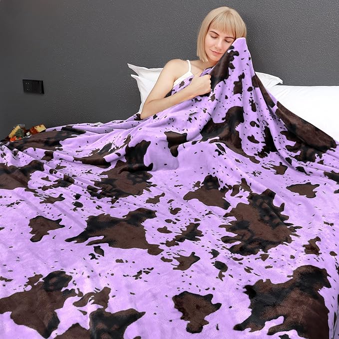 Fleece Bed Blankets Queen Size Purple Soft Lightweight Fuzzy Cozy Queen Blanket Lavender Women Plush Decorative for Bedroom All Seasons