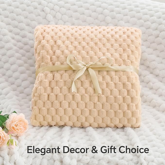 BEDELITE Blush Sand Throw Blanket for Couch, Soft Gifts for Women, 50 * 60 | 3D Jacquard Decorative Fleece Blanket, Super Soft Plush Throws, Cute Birthday Gift for Women & Men, Suitable for All Seasons