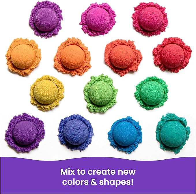 Kinetic Sand, 2.5lbs Green Play Sand, Moldable Sensory Toys for Kids, Resealable Bag (Packaging May Vary), for Ages 3 and up