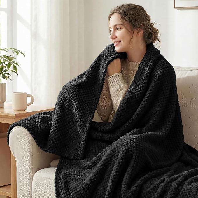 Exclusivo Mezcla Soft Waffle Fleece Bed Blanket Queen Size, Black | Lightweight Plush Blanket for Bed, Bedroom, Cozy Flannel with Waffle Texture, Stylish Home Decor, All Season, 90x90 Inches