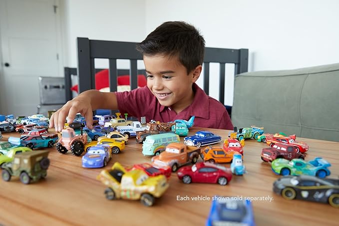 Disney Cars Toys Deluxe Mack