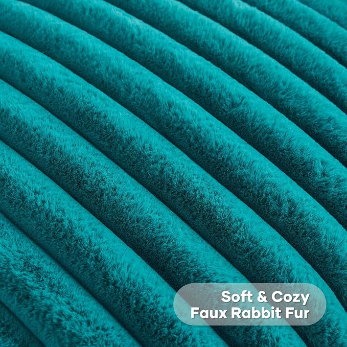 FUTEI Pack of 2 Faux Fur Throw Pillow Covers 22x22 Inch, Teal | Fluffy Faux Rabbit Fur Front/Premium Velvet Back,Hidden Zipper,Machine Washable,Non-Shedding,Colorfast,Insert Not Included.