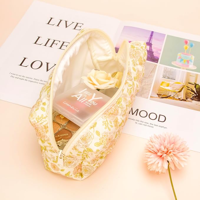 PAZIMIIK Small Quilted Makeup Bag,Zipper Cosmetic Pouch,Rose Beige | Lightweight Cosmetic Bag Organizer for Women,Purse Storage Holds Makeup,Toiletries,Skincare,Beauty Essentials,Travel Items