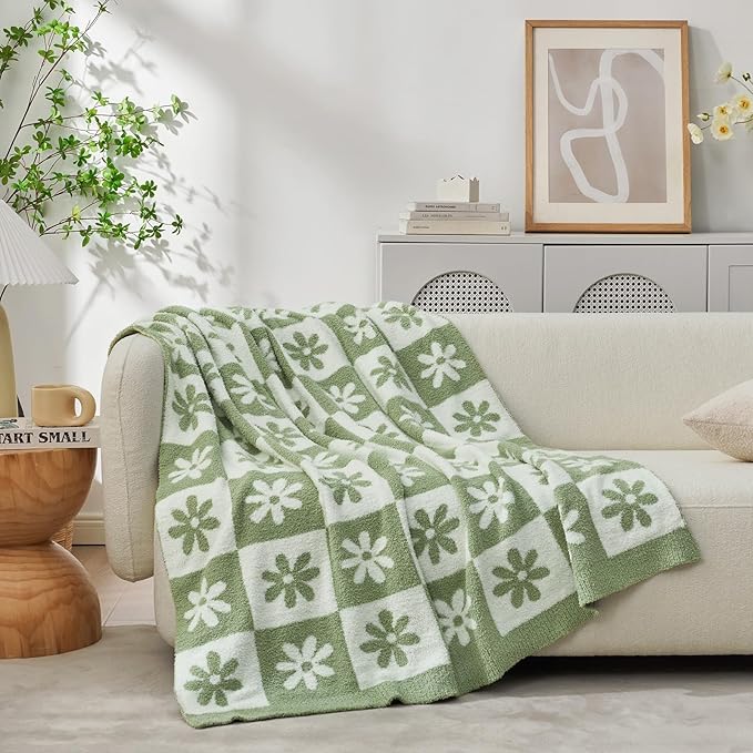 Snuggle Sac Checkered Blanket, Sage Green Flower Throw Blanket for Couch Plaid Microfiber Fluffy Warm Cozy Fuzzy Soft Throw Blanket Reversible Checkered Blankets for Sofa, Chair, Bed, 60x80 inches