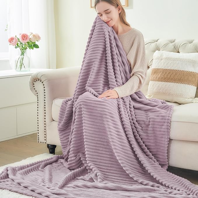 BEDELITE 3D Ribbed Dusky Violet Fleece Twin Blanket for Bed, 60x80 Inch | Soft Warm Decorative Fluffy Blanket, Cozy Plush Lightweight Fuzzy Throw Blanket for Couch Sofa Room Decor, Gift for Women