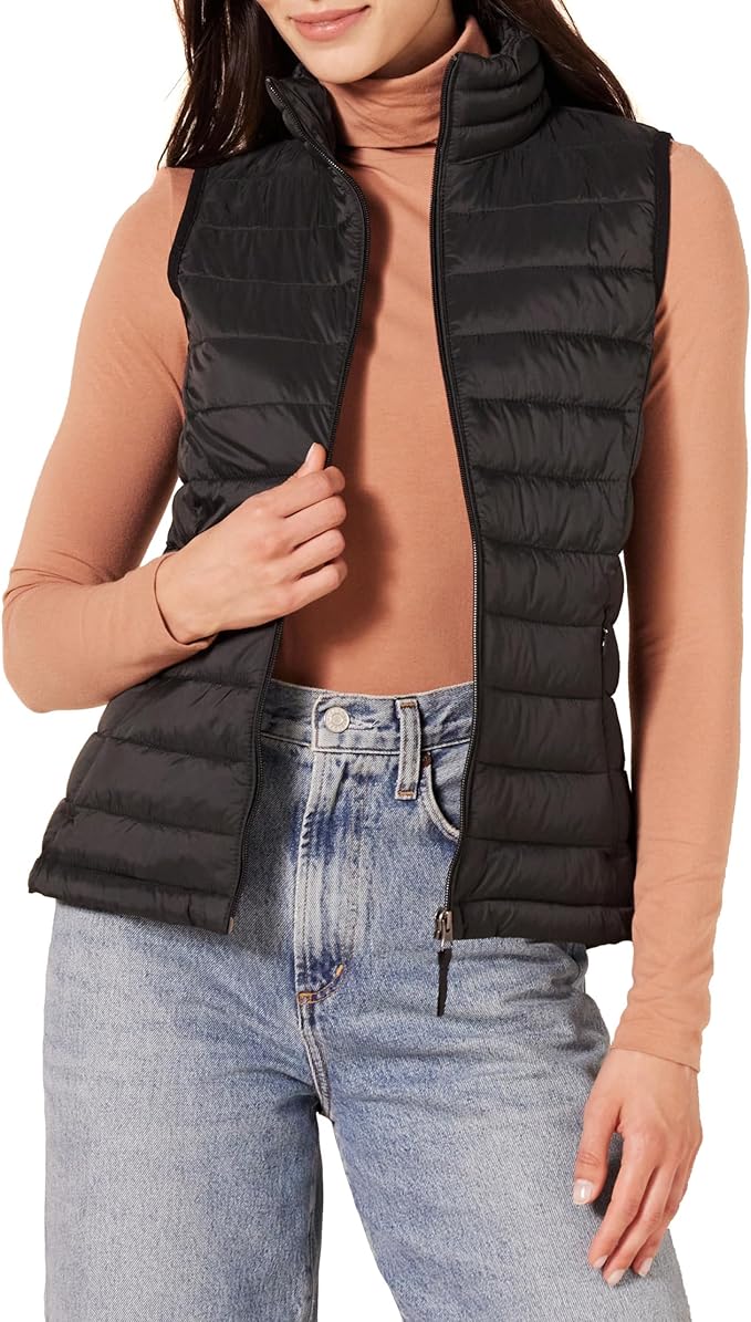 Amazon Essentials Women's Lightweight Water-Resistant Packable Puffer Vest
