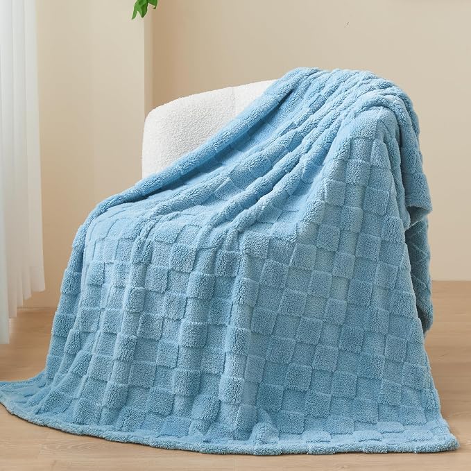 NEWCOSPLAY 3D Checkered Flannel Queen Blanket, Blue Checkered, 90"x90" | Super Soft Cute Lightweight Decorative Premium Silky Fleece Blanket for Couch Sofa Bed, Gift for Women Men, All Season Use
