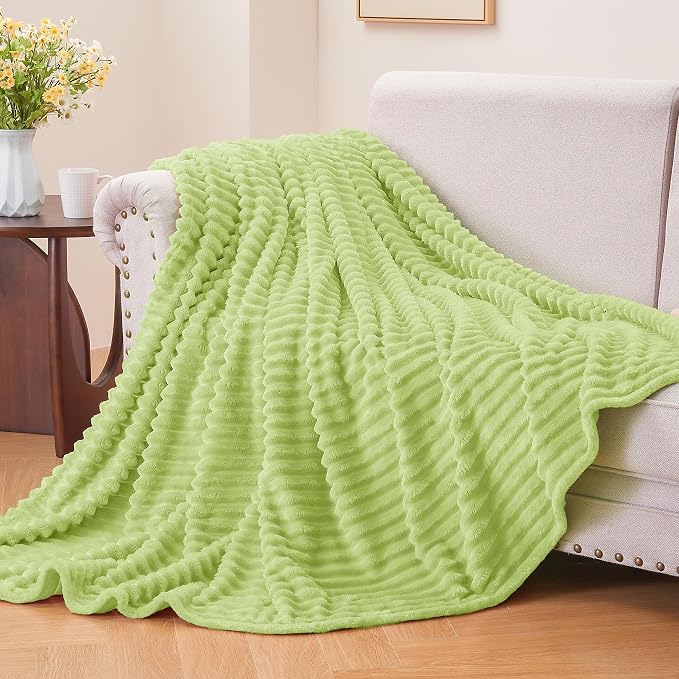 BEDELITE 3D Ribbed Cream Lime Fleece Throw Blanket for Couch, 50x60 Inch | Soft Warm Decorative Fluffy Blanket, Cozy Plush Lightweight Fuzzy Throw Blanket for Bed Sofa Home Room Decor, Gift for Women