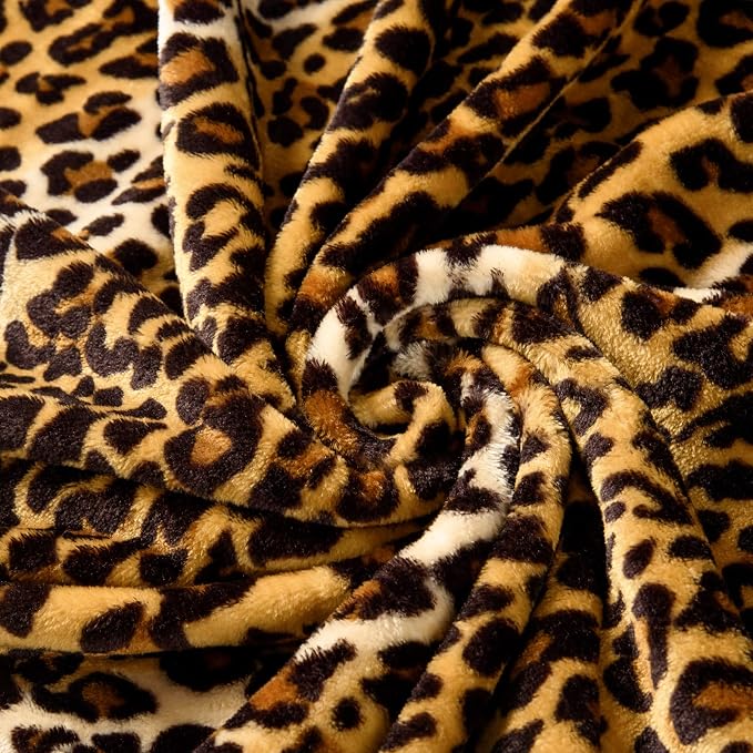Bnuitland Leopard Print Fleece Flannel Throw 50x40inch, 300 GSM Double Sided Lightweight for Bed Sofa Travel, Super Soft Fuzzy Fluffy Cheetah Print Blanket for Babies/Kids/Pets