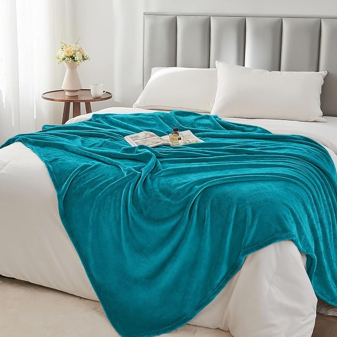 BEDELITE Fleece Blanket Soft Plush King Size Bed Blanket Teal Blue 108"x90" | Ultra Soft Fleece, Plush Microfiber, Lightweight Warmth, All Season Comfort, Fade Resistant, Machine Washable