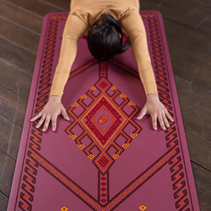 Liforme Printed Yoga Mat Collection - Free Yoga Bag Included - Patented Alignment System, Warrior-like Grip, Non-Slip, Eco-friendly, Sweat-resistant, Long, Wide and Thick for Comfort