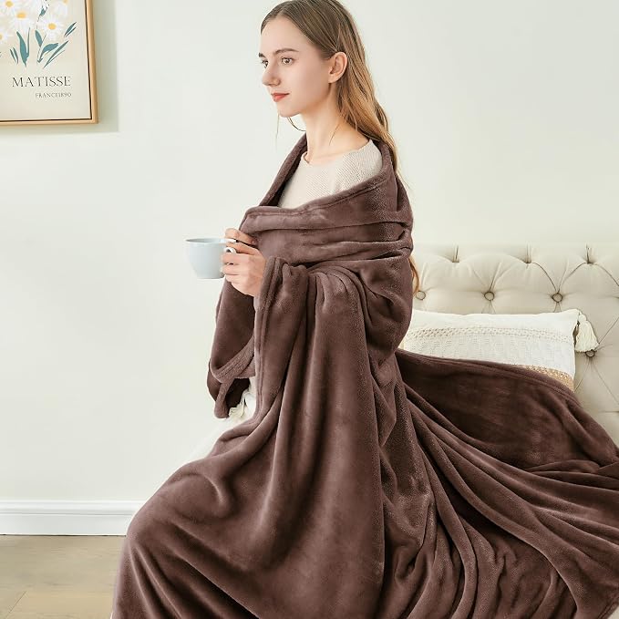 BEDELITE Fleece Blanket Soft Plush Queen Size Bed Blanket Brown 90"x90" | Ultra Soft Fleece, Plush Microfiber, Lightweight Warmth, All Season Comfort, Fade Resistant, Machine Washable,Perfect for Bed