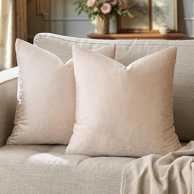 GIGIZAZA Velvet Pillow Covers 22x22 Decorative Pillows Pack of 2 Beige | Champagne Throw Pillows for Couch Sofa,280gsm Soft Textured Fabric,Modern Square Pillowcases,Luxury Cushion Covers