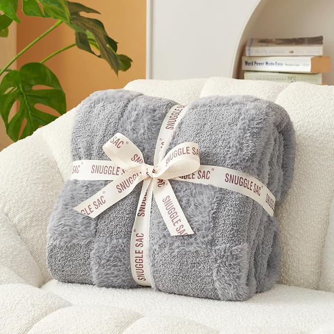Snuggle Sac Faux Fur Throw Blanket for Couch, Knitted with Microfiber Fancy Yarn Blanket, Cozy Soft Warm Blankets for Sofa Bedroom Living Room,Solid Light Grey,50x60 inches