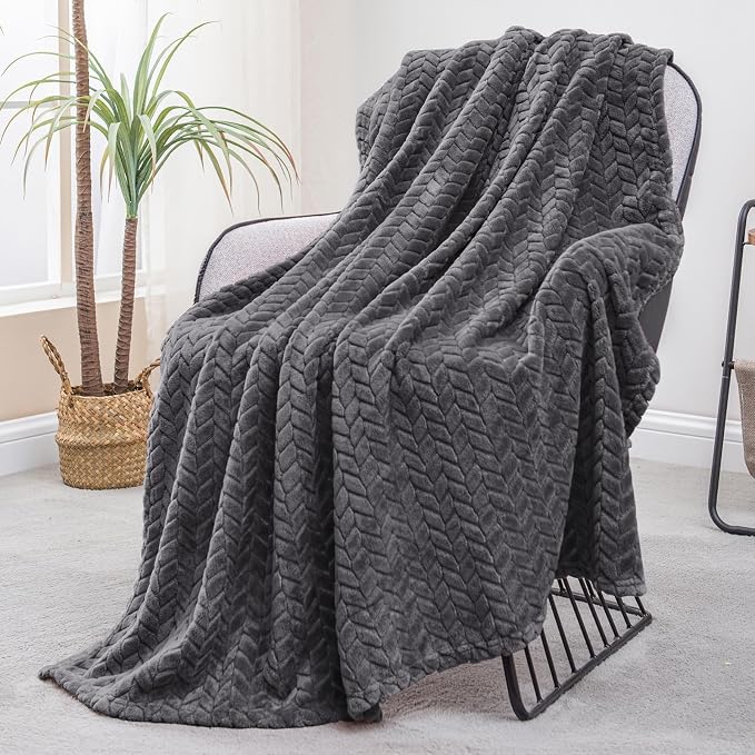 Exclusivo Mezcla Dark Grey Fleece Throw Blanket for Couch and Bed, 50x70 Inches Soft Cozy 3D Decorative Jacquard Flannel Blankets, Lightweight Fuzzy Plush Warm Throws for All Seasons | Oversized Soft Cozy Fluffy Blankets for Summer, Decorative Plush Fl...