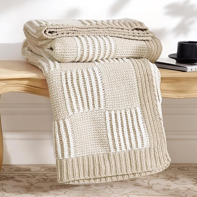 Knit Throw Blanket, Soft Chenille Cozy Breathable Dual Tone Checkered Chunky Decorative Blanket for Couch, Bed & Sofa, French-Inspired Lightweight Warm Gift for Women, Beige, 50"x60"