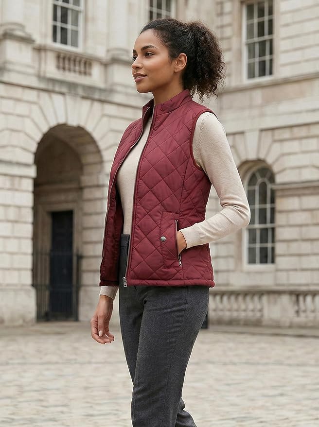 Fuinloth Women's Quilted Vest Lightweight Puffer Stand Collar Zip Gilet | 4 pockets with 2 inner storage. Quilted padded warm gilet. Fall winter outerwear layering vest for travel hiking daily wear.
