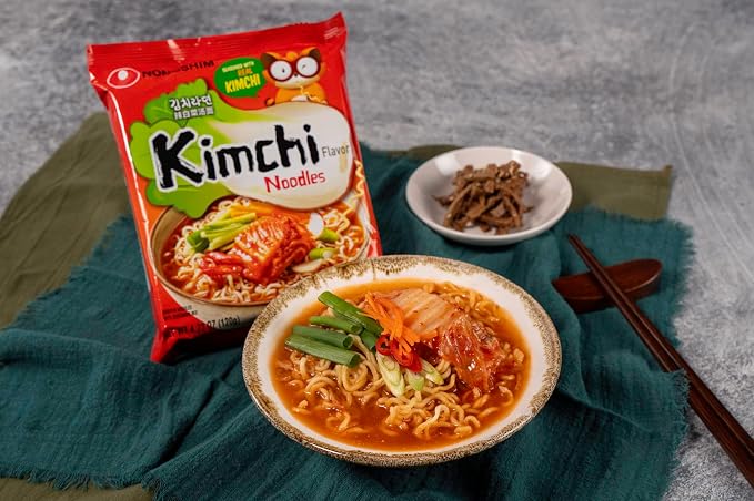 Nongshim Ramen Noodles, Gourmet Instant Ramen, Premium Microwavable Noodle Soup, Kimchi, 4.2 Ounce (Pack of 16)